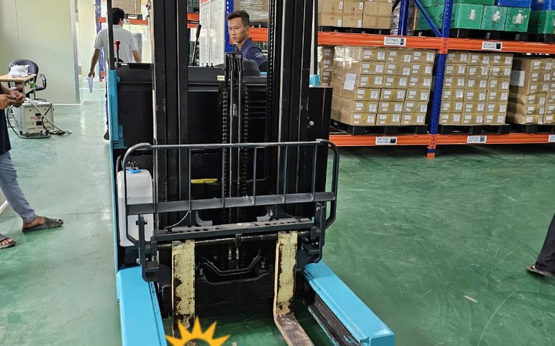 Đức Quốc Thiện cho thuê xe nâng Bình Dương congtychothuexe