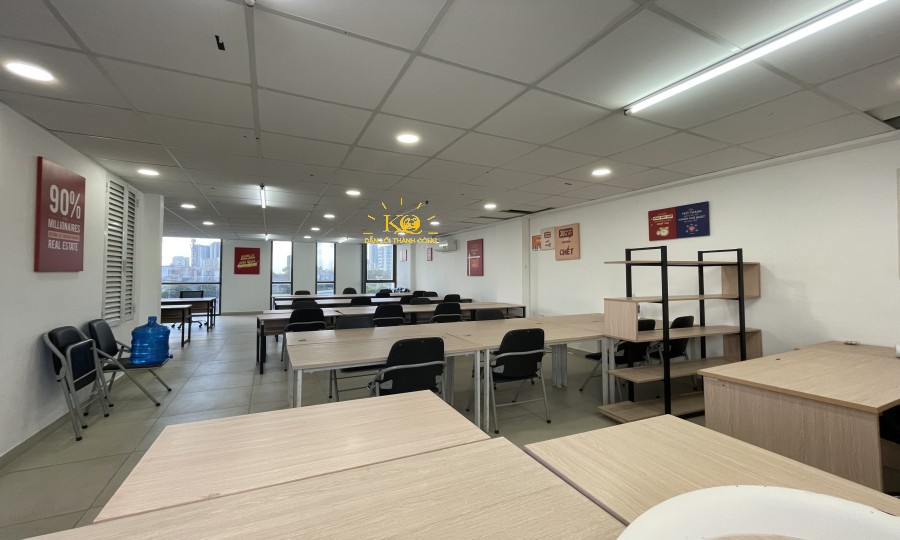 Sàn văn phòng quận 2 Sàn văn phòng trống suốt