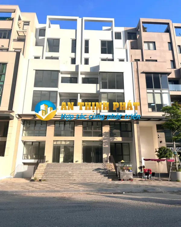 CHO THUÊ TÒA NHÀ VĂN PHÒNG 72 74 ĐƯỜNG BÁT NÀN