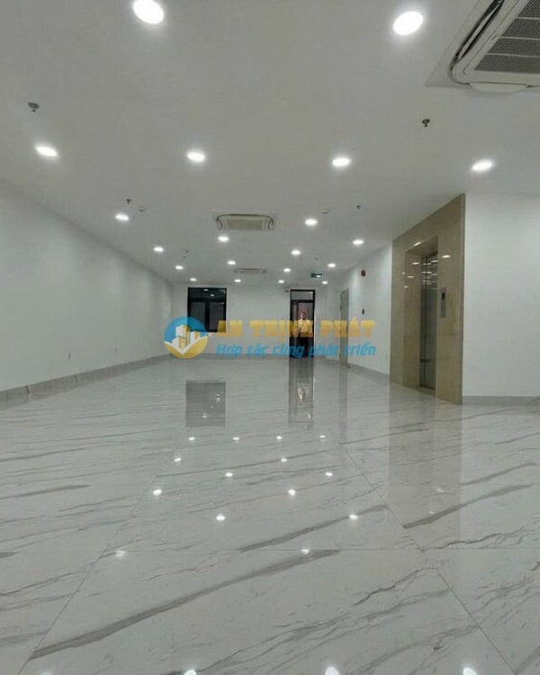 Cho thuê Building Quận 2 mặt tiền 151 Trương Văn Bang hầm 7 Lầu