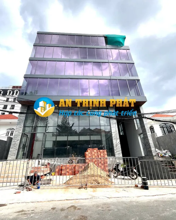 CHO THUÊ TÒA NHÀ VĂN PHÒNG 28 ĐẶNG HỮU PHỔ PHƯỜNG THẢO ĐIỀN