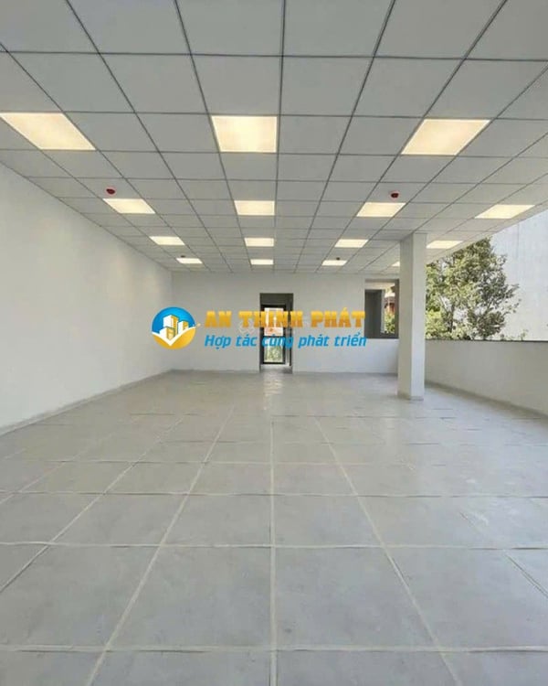 Cho thuê tòa nhà văn phòng Thạnh Mỹ Lợi căn góc 2 mặt tiền