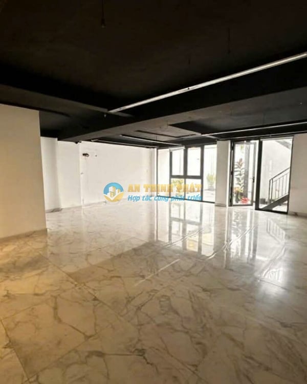 CHO THUÊ TÒA NHÀ VĂN PHÒNG GẦN GA METRO AN PHÚ, 1000m2