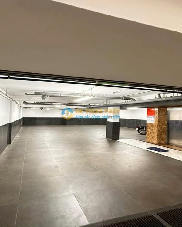 CHO THUÊ TÒA NHÀ VĂN PHÒNG GẦN GA METRO AN PHÚ, 1000m2
