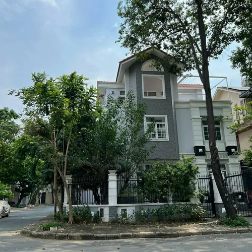 Bán biệt thự góc 59 phạm thái bường phú mỹ hưng quận 7 | Biệt thự góc 2MT view công viên vừa ở vừa kinh doanh đa ngành nghề