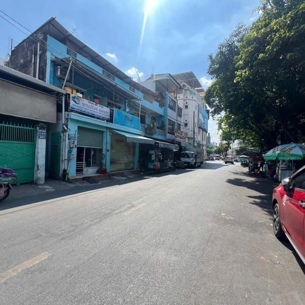 Bán Nhà 22-24 Huỳnh Lan Khanh, Phường 2, Quận Tân Bình TPHCM