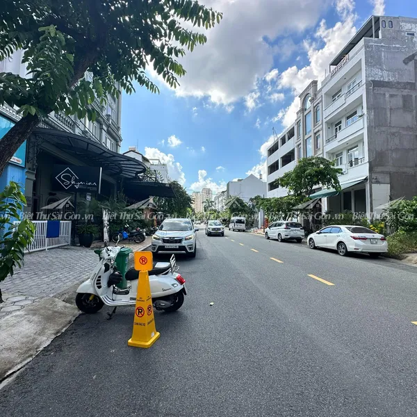 Bán Đất R4-44 Hưng Gia 1 khu Biệt Thự Phú Mỹ Hưng , Phường Tân Phong Quận 7 , Hồ Chí Minh