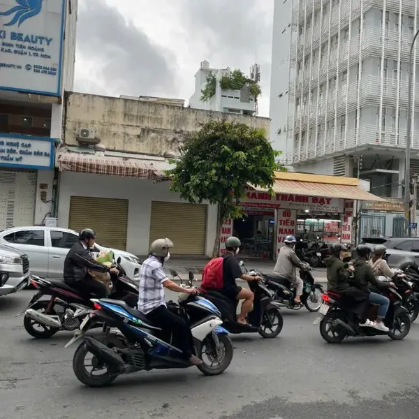 BÁN NHÀ 43 ĐINH TIÊN HOÀNG PHƯỜNG TÂN ĐỊNH QUẬN 1 TPHCM