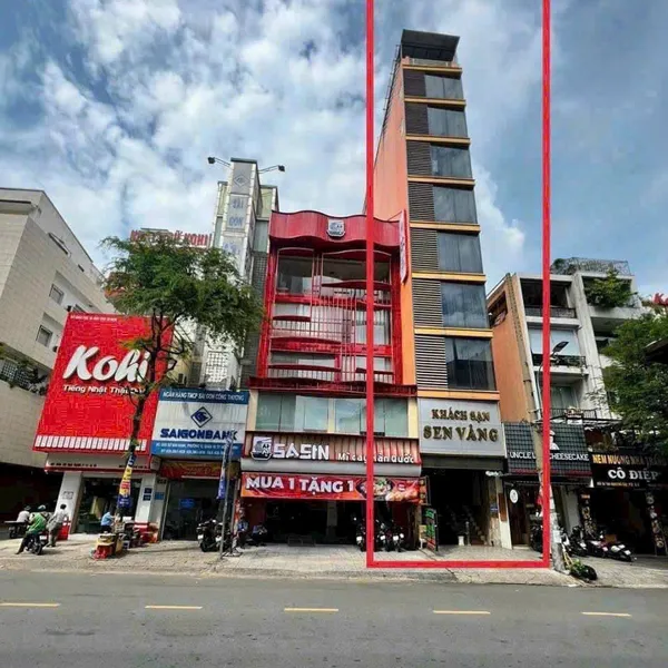 Bán nhà 654 Sư Vạn Hạnh, Phường 12, Quận 10.