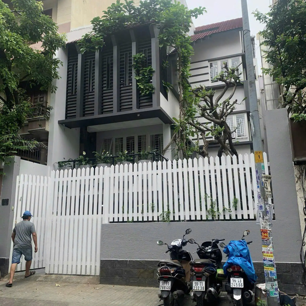 Bán Biệt Thự 10 Hoa Mai, Phường 2, Quận Phú Nhuận vị trí đẹp