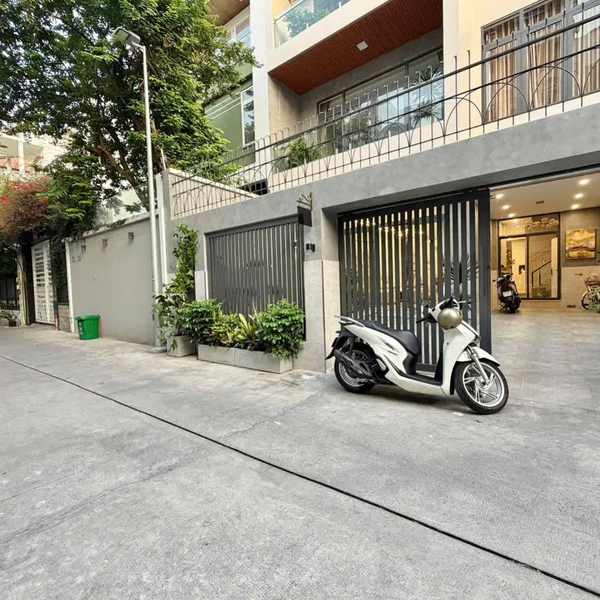 Bán Biệt Thự 101/62 Nguyễn Chí Thanh, Phường 9, Quận 5