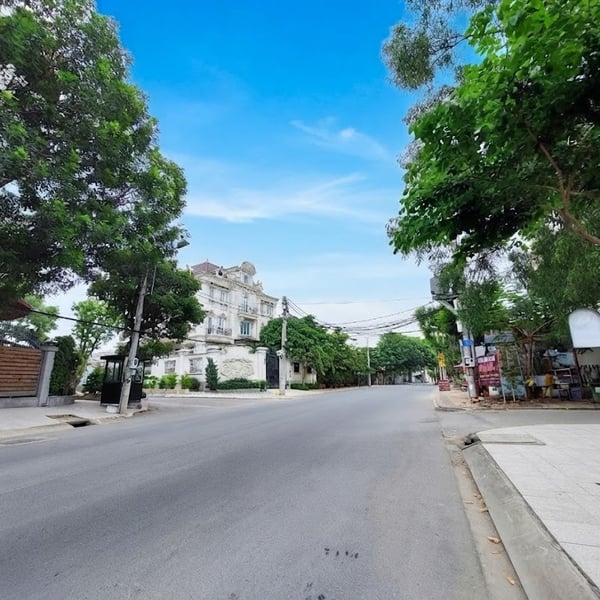 Bán Biệt Thự 173 Nguyễn Văn Hưởng, Phường Thảo Điền, Quận 2 , TP.HCM