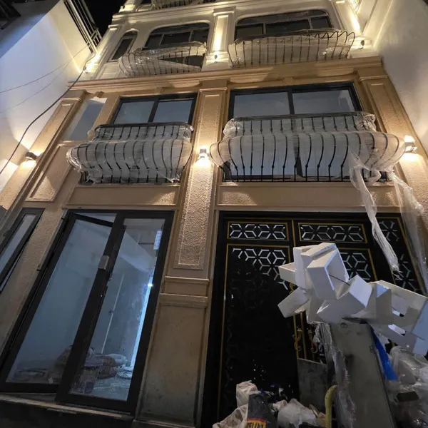 Bán căn hộ dịch vụ 352/2/2 Cách Mạng Tháng 8, Quận 3 thu nhập 175tr/tháng 