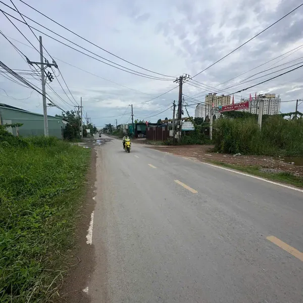 Bán Qũy Đất Xây Cao Tầng Mặt Tiền Bưng Ông Thoàn, Phường Phú Hữu, Quận 9 TP. Thủ Đức