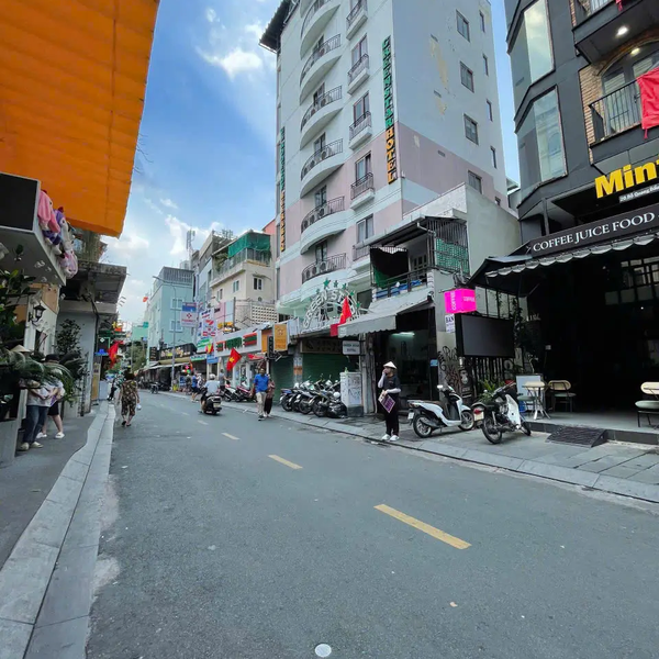 Bán Khách Sạn 16-18 Đỗ Quang Đẩu, Phường Phạm Ngũ Lão, Quận 1, TP.HCM