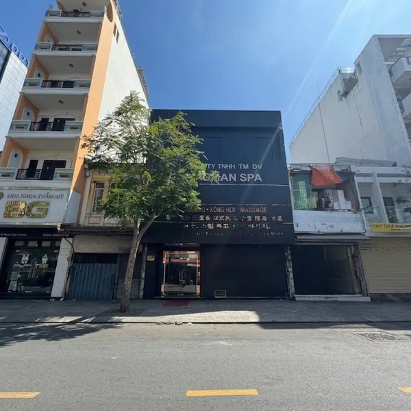 Bán Nhà 10 - 12 Yersin, Phường Cầu Ông Lãnh, Quận 1, TP.HCM.