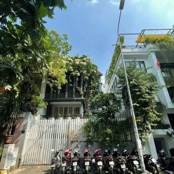 Bán Biệt Thự 10 Hoa Mai, Phường 2, Quận Phú Nhuận vị trí đẹp