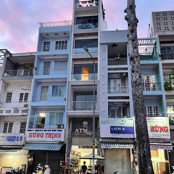 Bán nhà 104 Ngô Gia Tự, Phường 3, Quận 10 vị trí kinh doanh