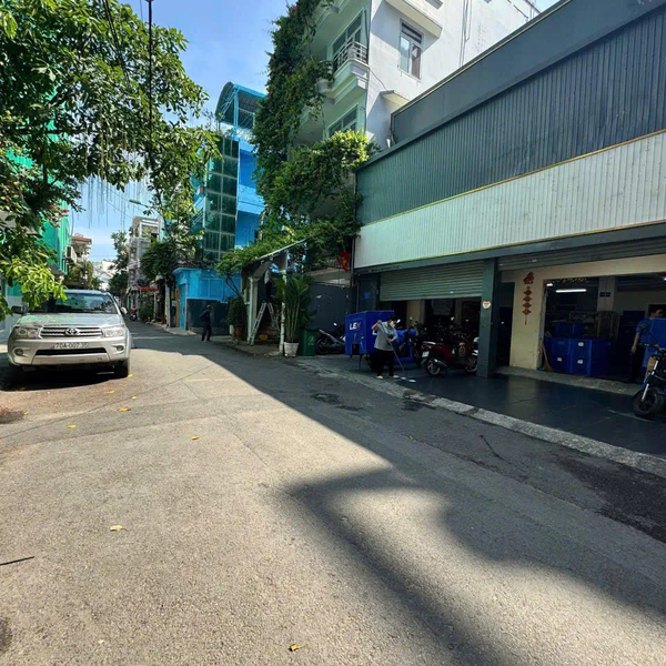 Bán Nhà 12/4 Đào Duy Anh, Phường 9, Quận Phú Nhuận, TP.HCM