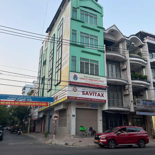 Bán Nhà Góc 2MT 104 Chu Văn An, Phường 26, Quận Bình Thạnh, TPHCM