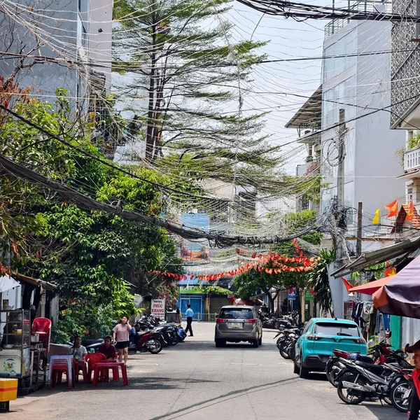 Bán tòa nhà CHDV 656/40 Cách Mạng Tháng 8, Phường Nhiêu Lộc, Quận 3, TPHCM 