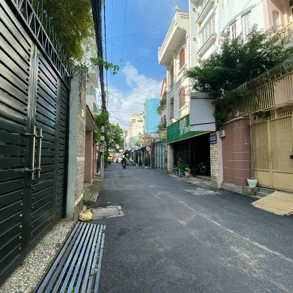 Bán Nhà 163/25 Thành Thái, Phường Hòa Hưng, Quận 10 TPHCM