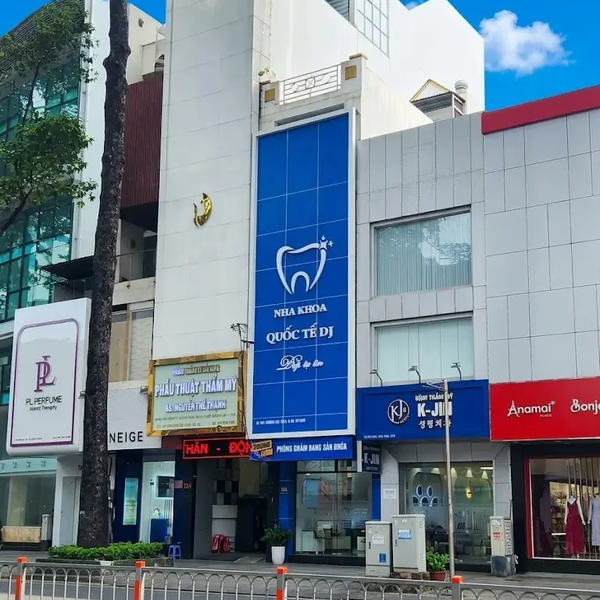 Bán Nhà 130 đường 3 Tháng 2, Phường Hòa Hưng, Quận 10, TPHCM ngay Hà Đô Centrosa