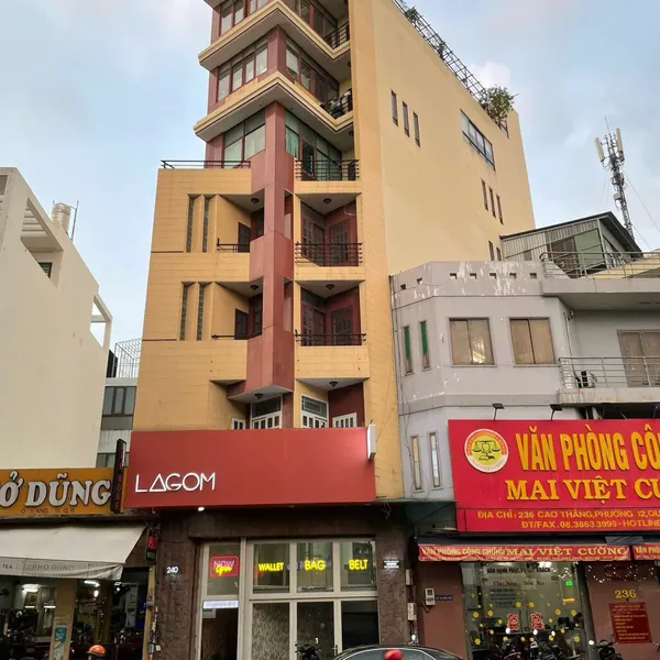 Bán Tòa Nhà 240 Cao Thắng, Phường 12, Quận 10 TPHCM 