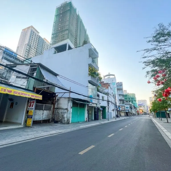 Bán Nhà 35 Đề Thám, Phường Cầu Ông Lãnh, Quận 1 vị trí tiềm năng