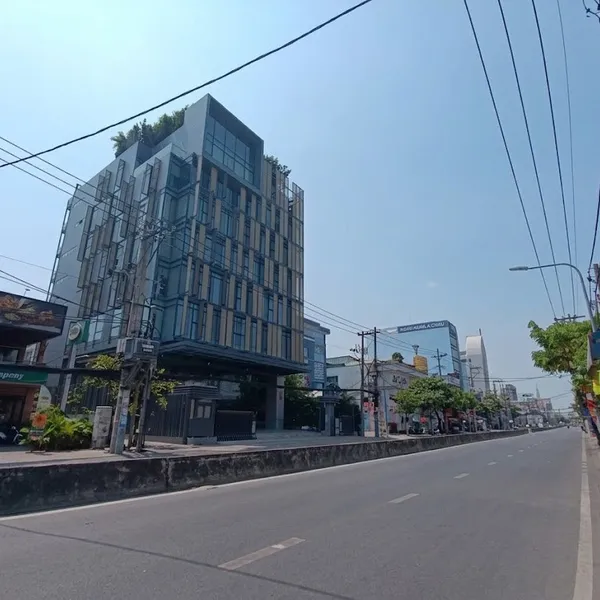 Bán nhà mặt tiền Huỳnh Tấn Phát Quận 7 giá rẻ: Ngộp bank, chốt gấp