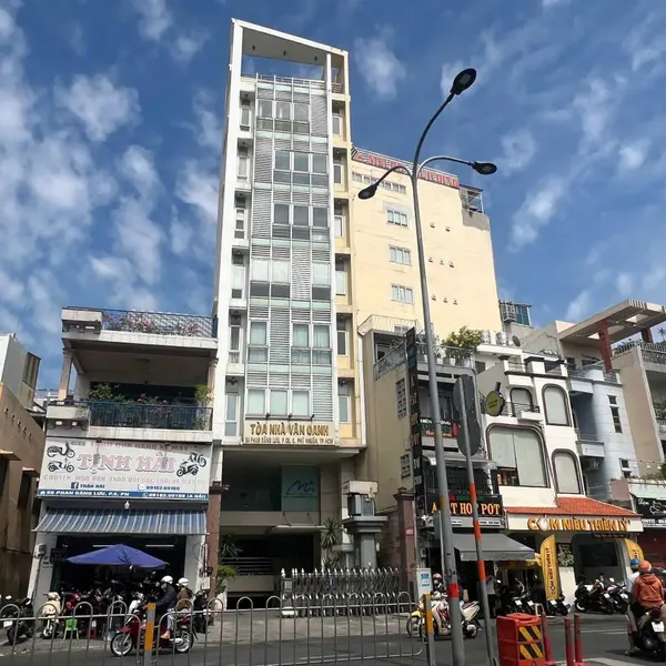 Bán Tòa Nhà 54 Phan Đăng Lưu, Phường Đức Nhuận, Quận Phú Nhuận, TP.HCM