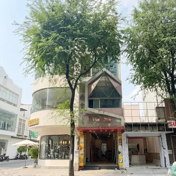 Bán Nhà 545 Sư Vạn Hạnh, Phường Hòa Hưng, Quận 10, TP.HCM