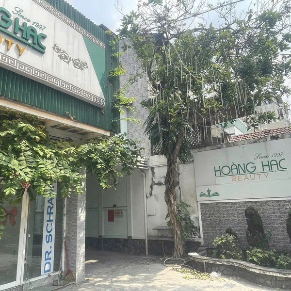 Bán Nhà 57 Tân Canh, Phường 1 Tân Bình và 226/26 Lê Văn Sỹ
