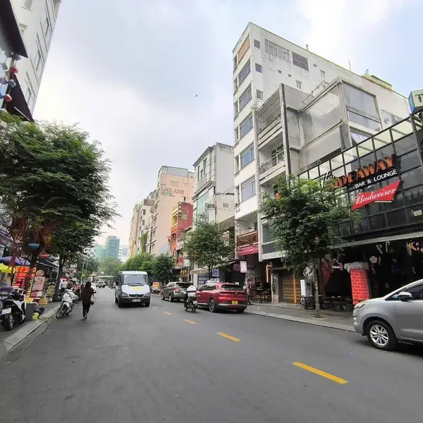 Bán Nhà 220 222 Đề Thám, Phường Phạm Ngũ Lão, Quận 1, TP.HCM