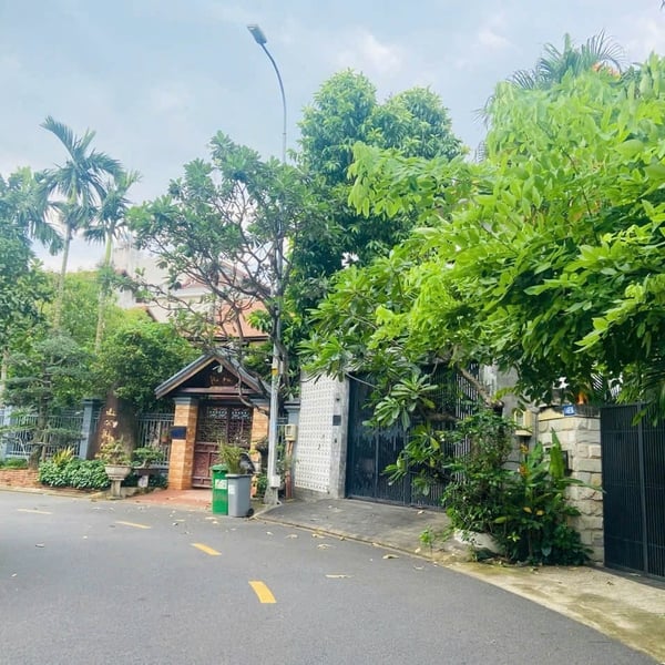 Bán Biệt Thự 146E12 Nguyễn Văn Hưởng, Phường Thảo Điền, Quận 2, TP.HCM