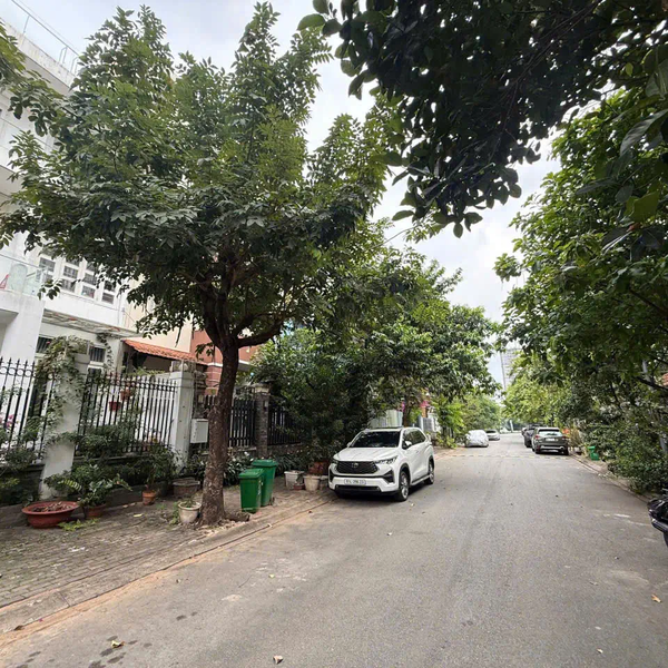 Biệt Thự khu Compound Thời Báo Kinh Tế 29/20 Lưu Đình Lễ, Phường An Khánh, Quận 2