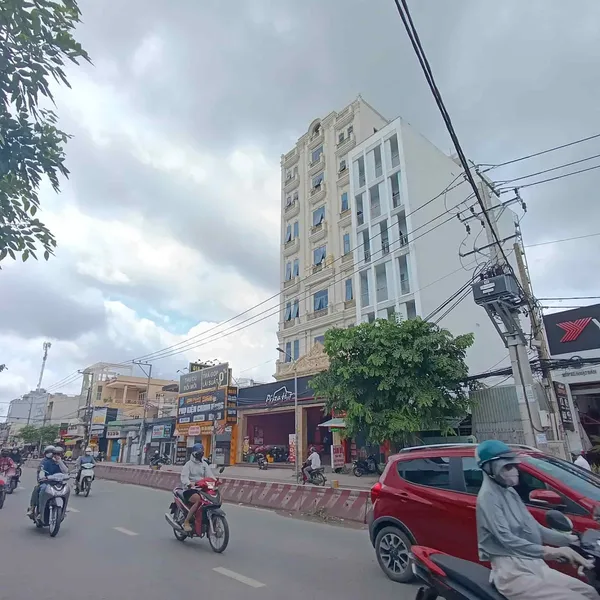 Bán Tòa Nhà 1502 Huỳnh Tấn Phát, Phường Phú Mỹ, Quận 7