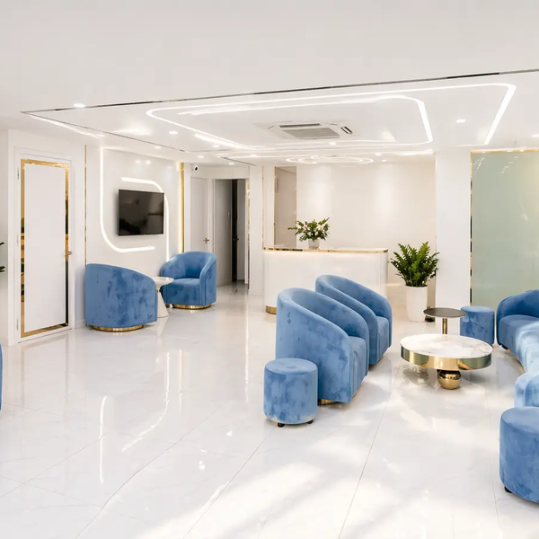 Bán Tòa Nhà 722 Sư Vạn Hạnh, Phường Hòa Hưng Quận 10 ngay Vạn Hạnh Mall