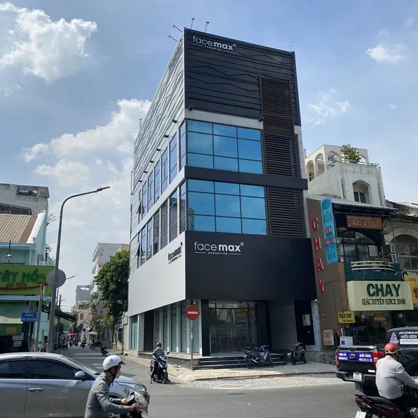 Bán tòa nhà 129 131 Đinh Tiên Hoàng , Phường Đakao Quận 1 , TPHCM