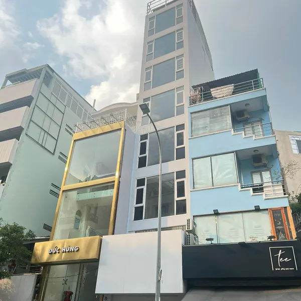 Bán nhà mặt tiền 40 Lê Thị Riêng , Phường Bến Thành , Quận 1 , Hồ Chí Minh