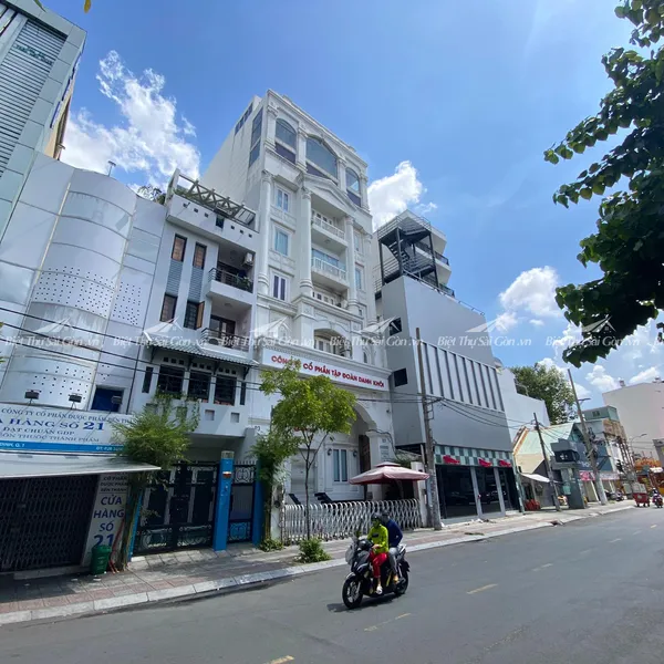 Bán Nhà Mặt Tiền Trần Nhật Duật, Phường Tân Định, Quận 1, Hồ Chí Minh