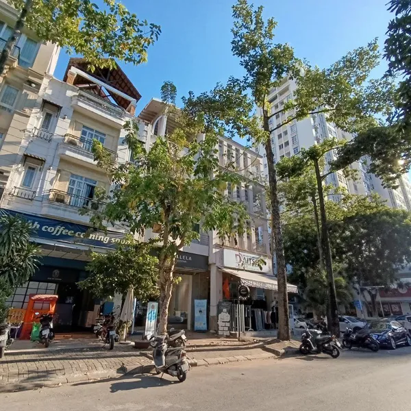Bán Nhà Phố Hưng Gia 2 - sát đường Bùi Bằng Đoàn, Phú Mỹ Hưng Quận 7