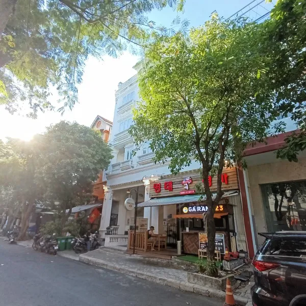 Bán Nhà Phố Hưng Gia 2 - sát đường Bùi Bằng Đoàn, Phú Mỹ Hưng Quận 7