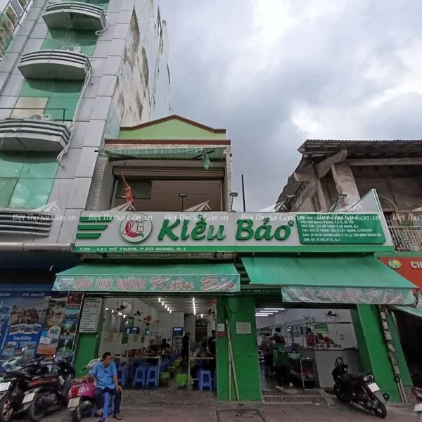 Bán Nhà Mặt Tiền Đề Thám, Phường Cô Giang, Quận 1, Hồ Chí Minh