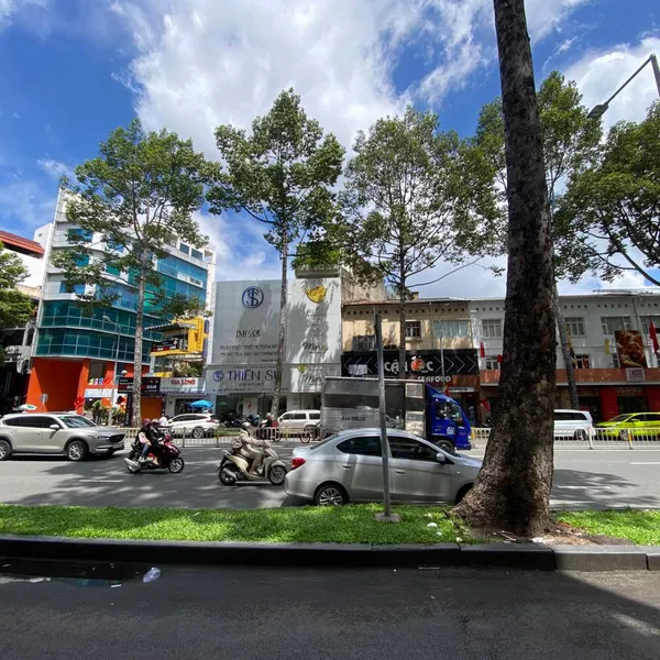 Bán Nhà 92 94 Trần Hưng Đạo , Phường Phạm Ngũ Lão , Quận 1 , TPHCM