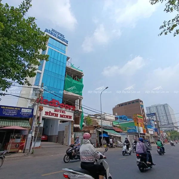 Bán Tòa Nhà 266 Nguyễn Xí, Phường 13, Quận Bình Thạnh TP.HCM