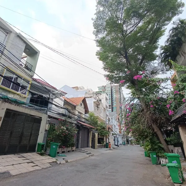 Bán Nhà 215B Nguyễn Văn Hưởng, Thảo Điền, TP Thủ Đức