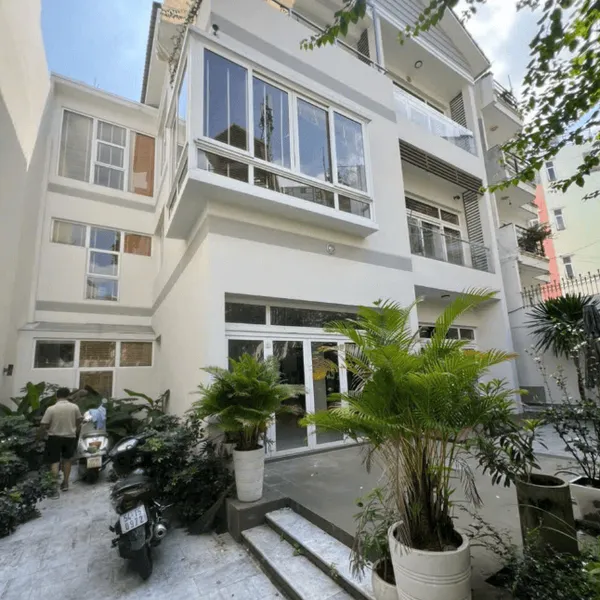 Biệt Thự 221/13 Lê Văn Sỹ, Phường 13, Quận 3, Hồ Chí Minh