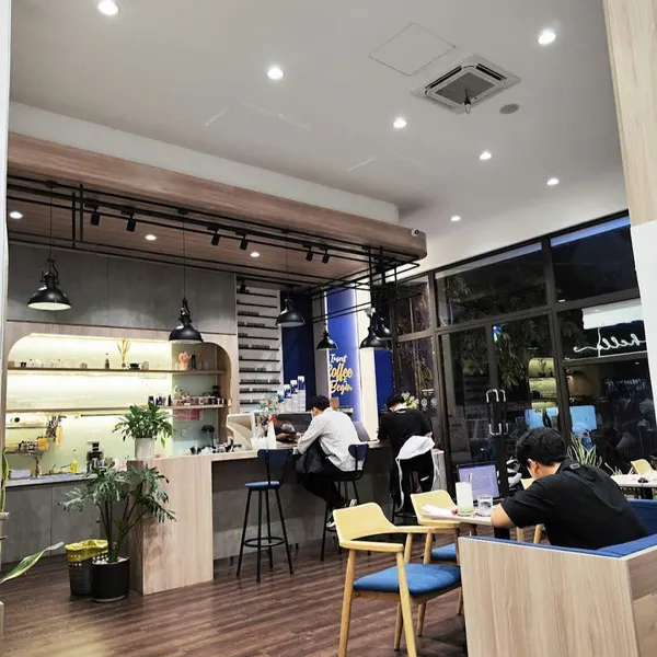  Bán Tòa Nhà  ​​​​​​​51 Đường 85, Phường Tân Quy, Quận 7