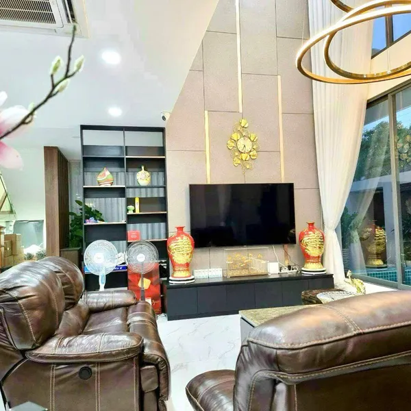 Biệt Thự có hồ bơi Phú Mỹ Hưng Quận 7 sở hữu 2 mặt tiền trước sau view trực diện công viên bờ sông